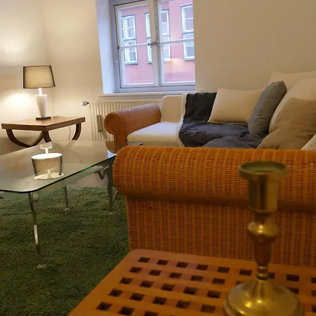 Helle, Geraeumige 3-zimmer In Lueneburgs Zentrum *