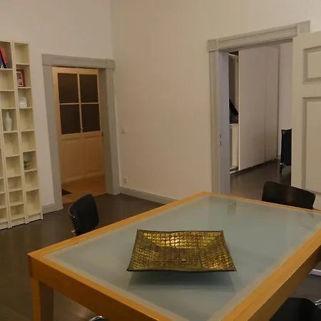 Helle, Geraeumige 3-zimmer In Lueneburgs Zentrum Apartment