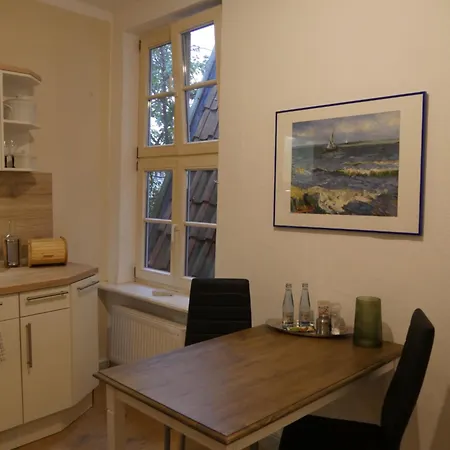 Apartment Helle, Geraeumige 3-zimmer In Lueneburgs Zentrum