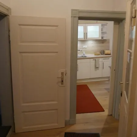 Helle, Geraeumige 3-zimmer In Lueneburgs Zentrum Apartment